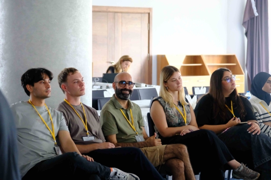 SMART STEPS Projesinde İlk Gün: Dijital Sağlık Okuryazarlığı ve Sahte Haberlerle Mücadele
